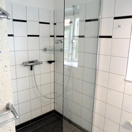 Kröte Nr 5 Apartman *